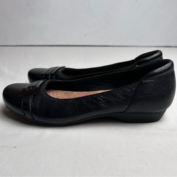 Clarks Women's Black Leather Loafers - Picture 5 of 12